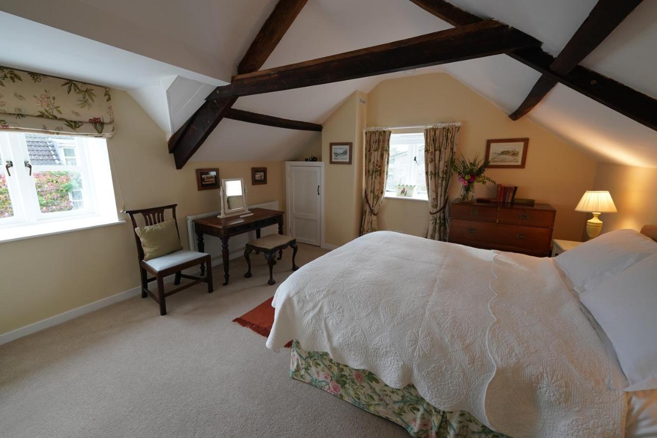 The Bothy At Oak Farm Apartment Usk Bagian luar foto