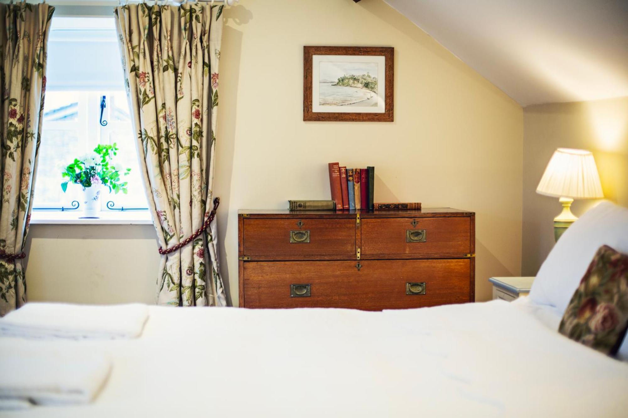 The Bothy At Oak Farm Apartment Usk Bagian luar foto